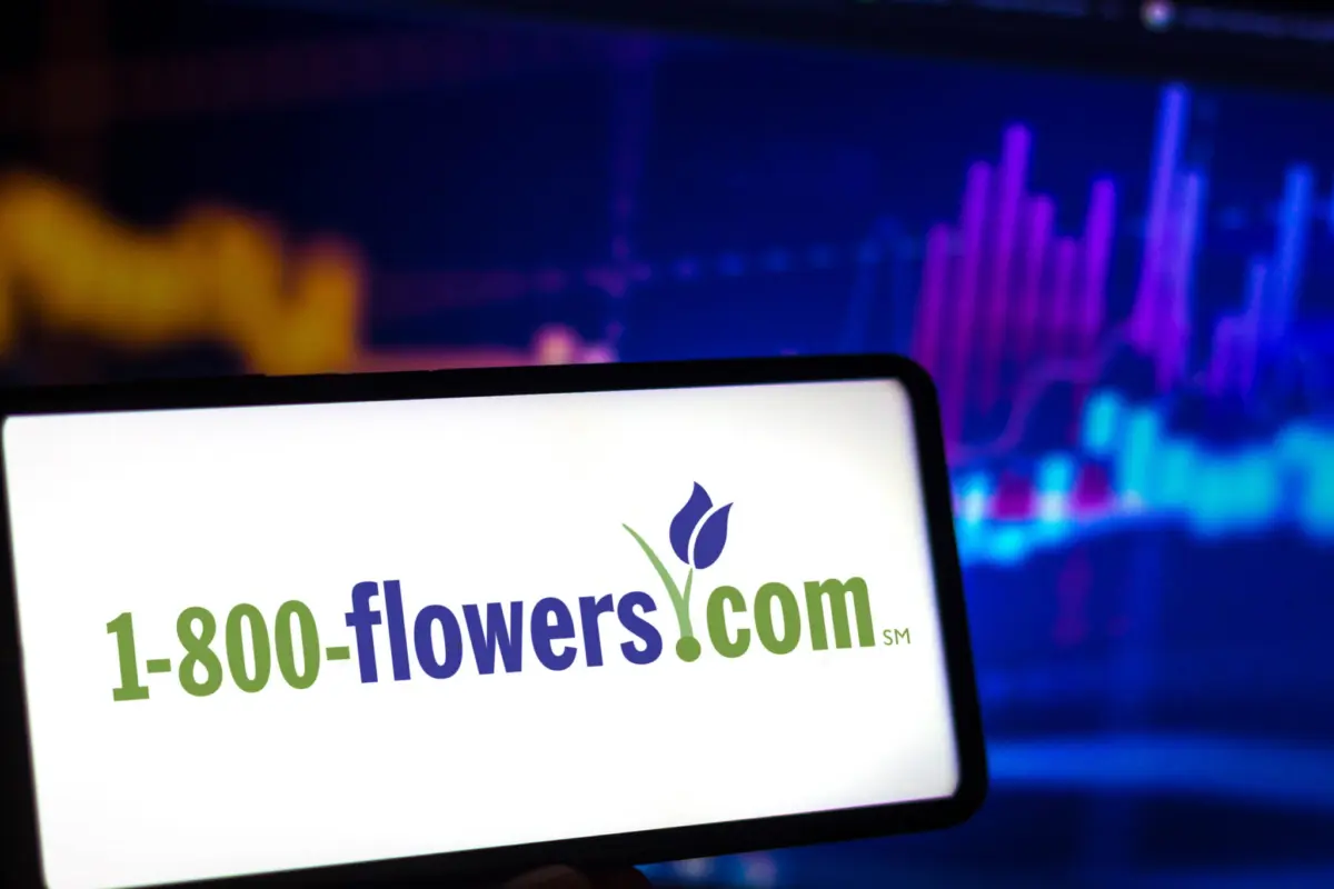 1-800-Flowers.com Finalizes Sale of PersonalizationMall.com and Things Remembered to PlanetArt