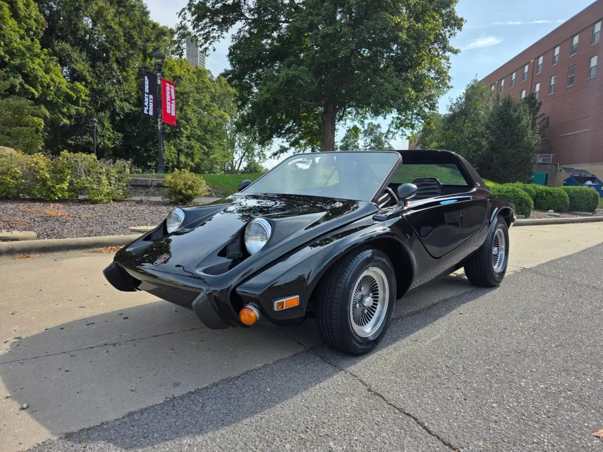 A Rare 1970s Meyers Manx-Certified Karma Coachworks SR2 Street Roadster Surfaces on Bring a Trailer