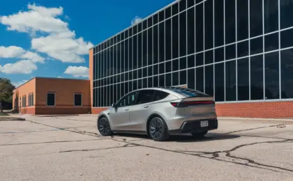 First Look: Inside the 2025 Model Y L Premium and Its Expanded Dimensions