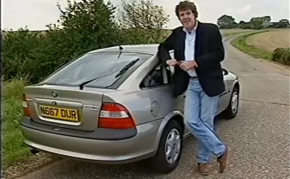 Need Weekend Plans? Binge Great British Car Shows Like Late-’90s ‘Top Gear,’ ‘Deals On Wheels,’ And ‘Driven’