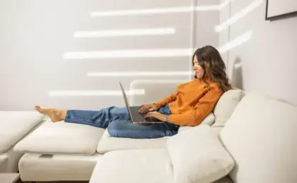 The Rise of the ‘Couch Economy’: How In-App and Online Spending is Transforming Domestic Life