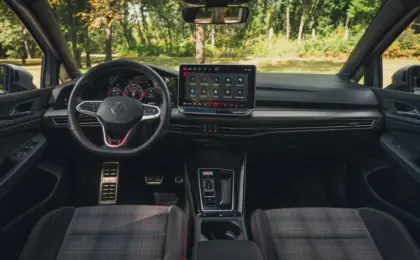 Volkswagen Golf GTI Cabin and Interior First Look: Embracing Tradition While Fixing Past Missteps