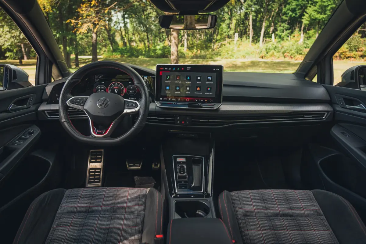 Volkswagen Golf GTI Cabin and Interior First Look: Embracing Tradition While Fixing Past Missteps